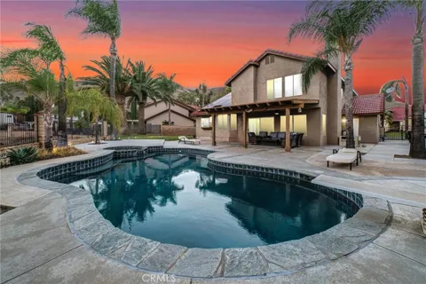 17102 Whispering Brook