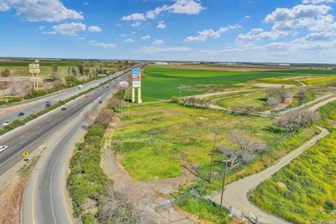 8362 Auction Lane
