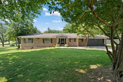 1014 S Sycamore Drive