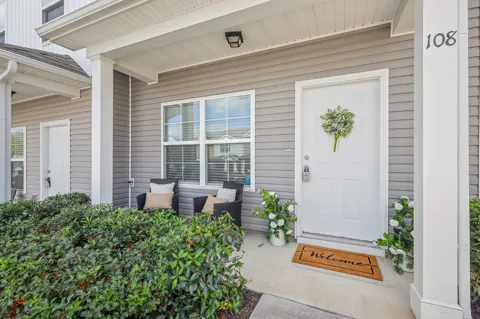 108 Kathryn Ct