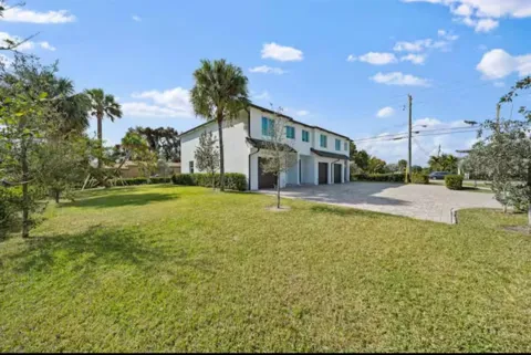 1559 W 26TH COURT #1