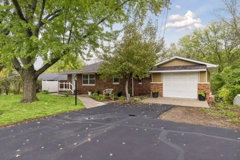 1814 Mcknight Road