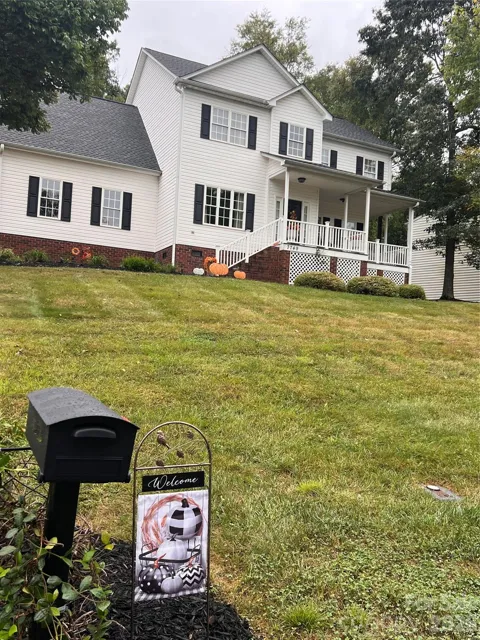 7749 Orchard Park Circle