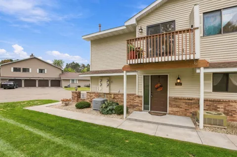7695 Wedgewood Court