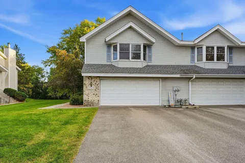 513 Upper Wood Way