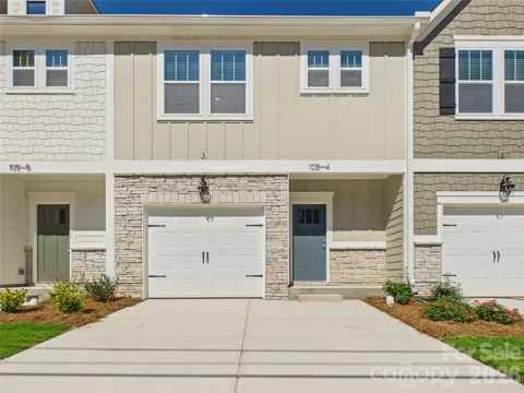 105 Dilling Street #04