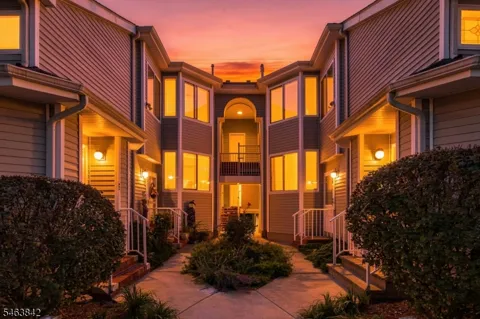 606 Jesse Way