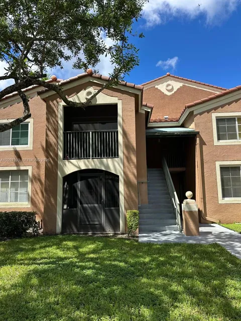 4820 State Road 7 #10207