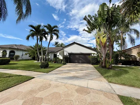 5722 Aspen Ridge Circle