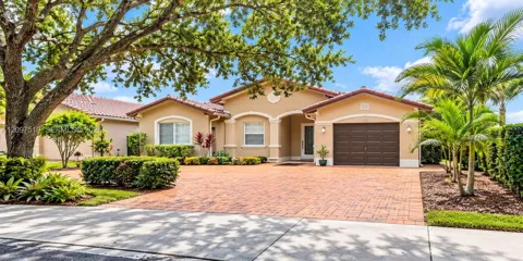 8846 NW 139th St #8846