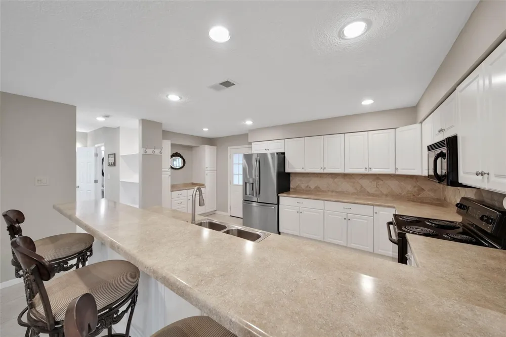 734 Lake View Drive Montgomery, TX 77356