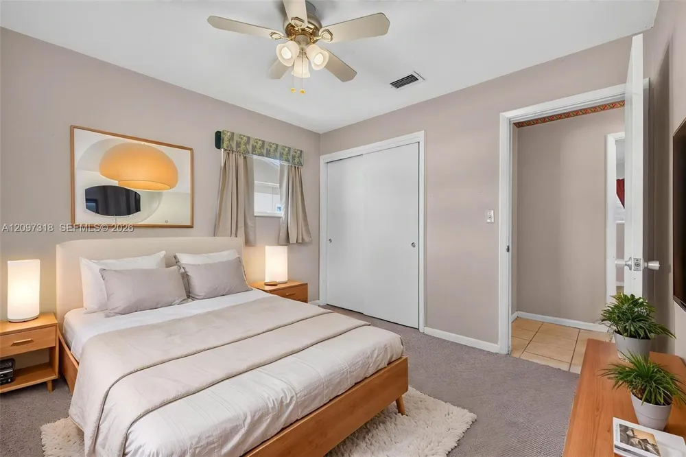 3312 W BURKE ST Tampa, FL 33614