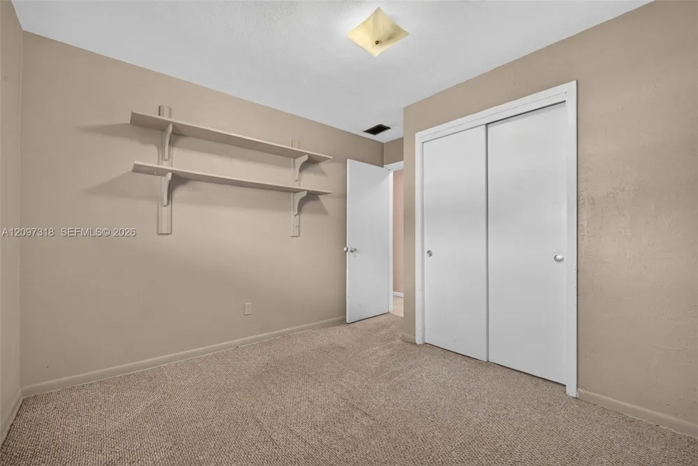 3312 W BURKE ST Tampa, FL 33614