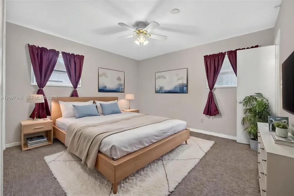 3312 W BURKE ST Tampa, FL 33614