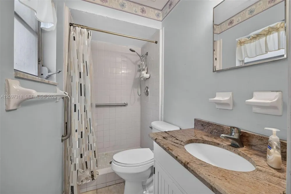 3312 W BURKE ST Tampa, FL 33614