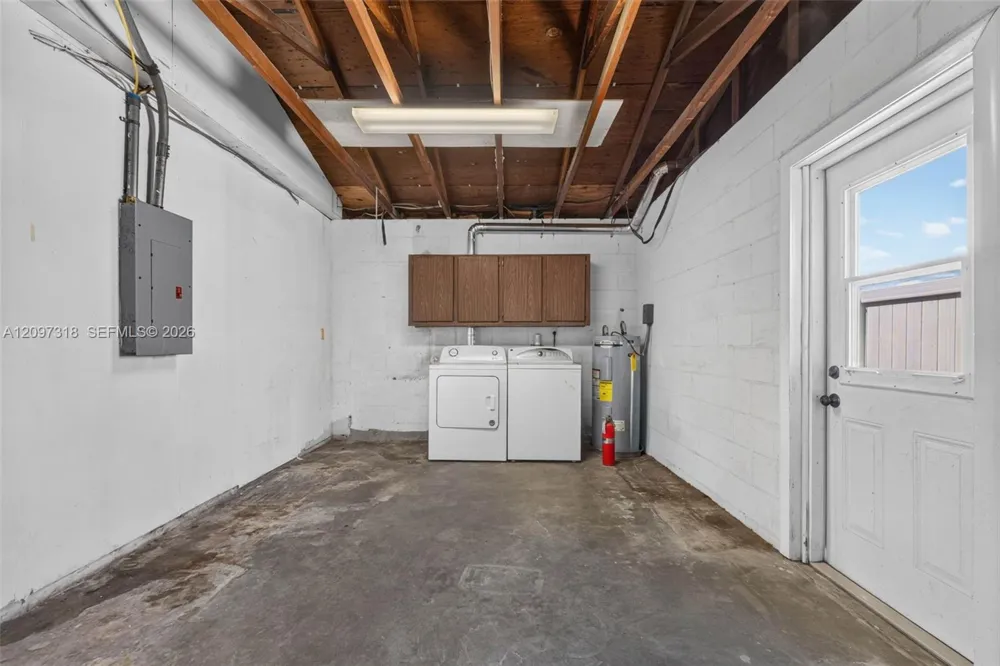 3312 W BURKE ST Tampa, FL 33614