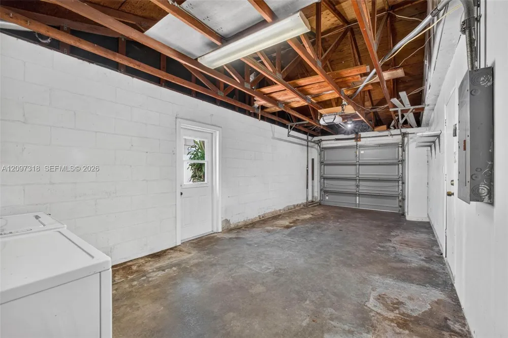3312 W BURKE ST Tampa, FL 33614