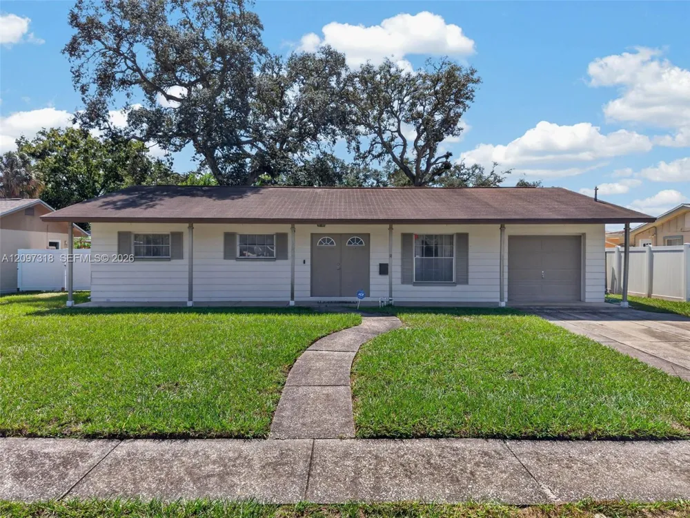 3312 W BURKE ST Tampa, FL 33614