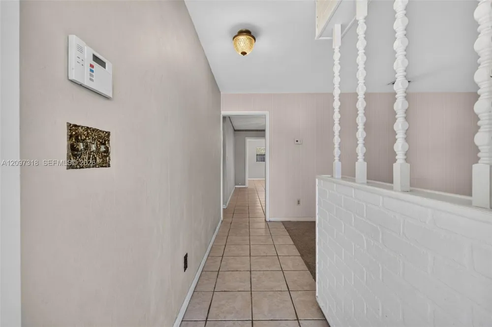 3312 W BURKE ST Tampa, FL 33614