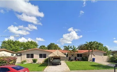 405 SW 106th Ave