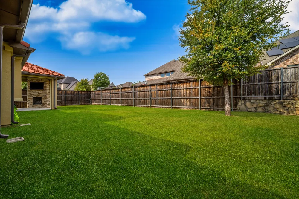 13018 Seattle Slew Street Frisco, TX 75035