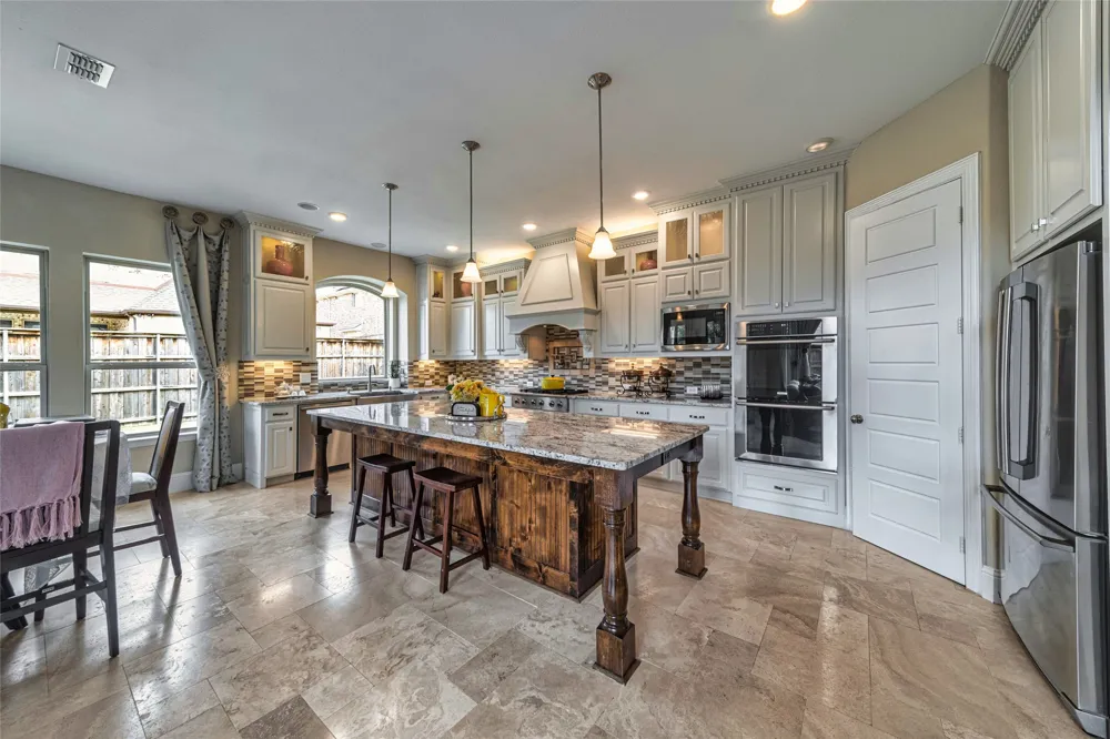13018 Seattle Slew Street Frisco, TX 75035
