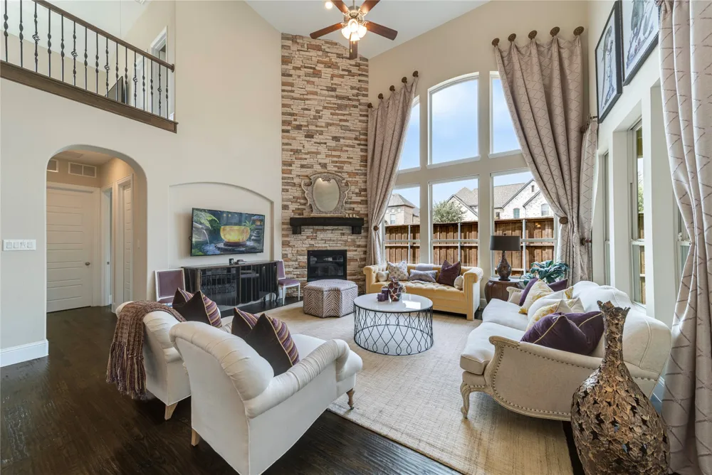13018 Seattle Slew Street Frisco, TX 75035