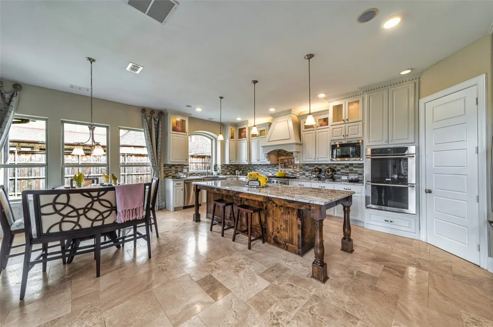 13018 Seattle Slew Street Frisco, TX 75035