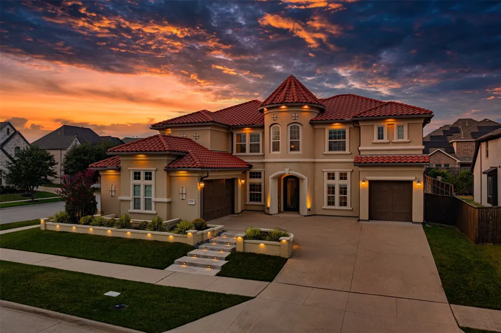 13018 Seattle Slew Street Frisco, TX 75035