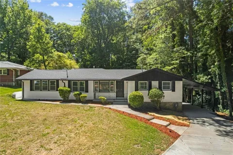 837 Laurelmont Drive SW