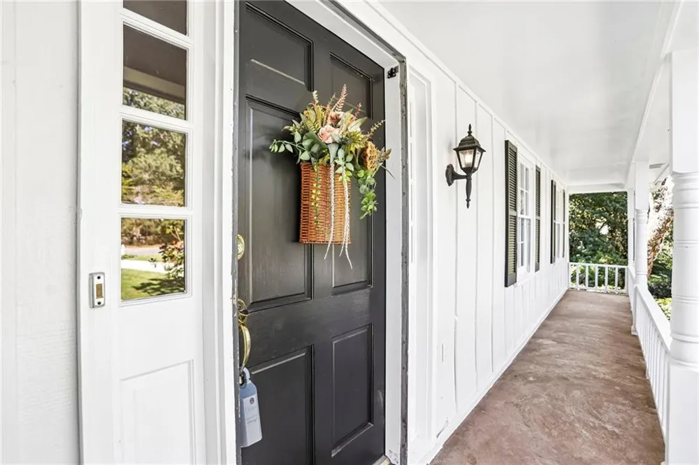 495 Wyncourtney Drive Sandy Springs, GA 30328