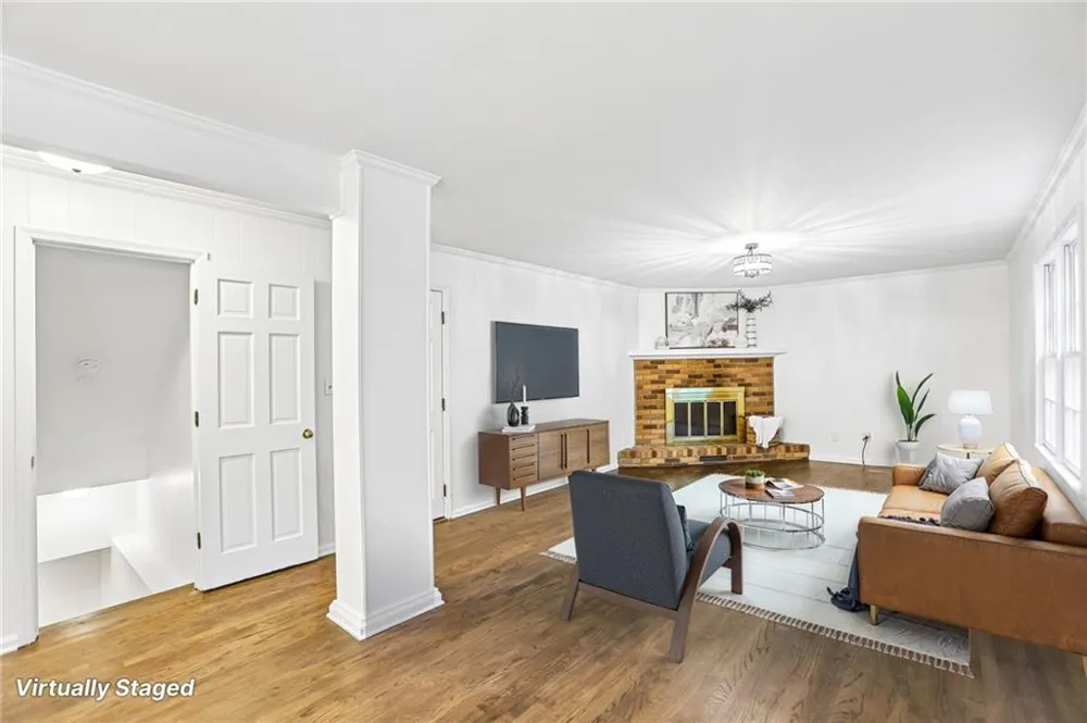 495 Wyncourtney Drive Sandy Springs, GA 30328