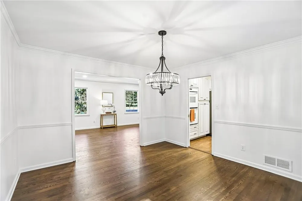 495 Wyncourtney Drive Sandy Springs, GA 30328