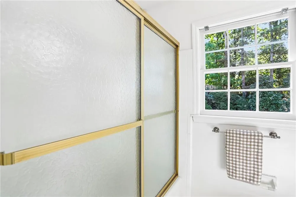 495 Wyncourtney Drive Sandy Springs, GA 30328