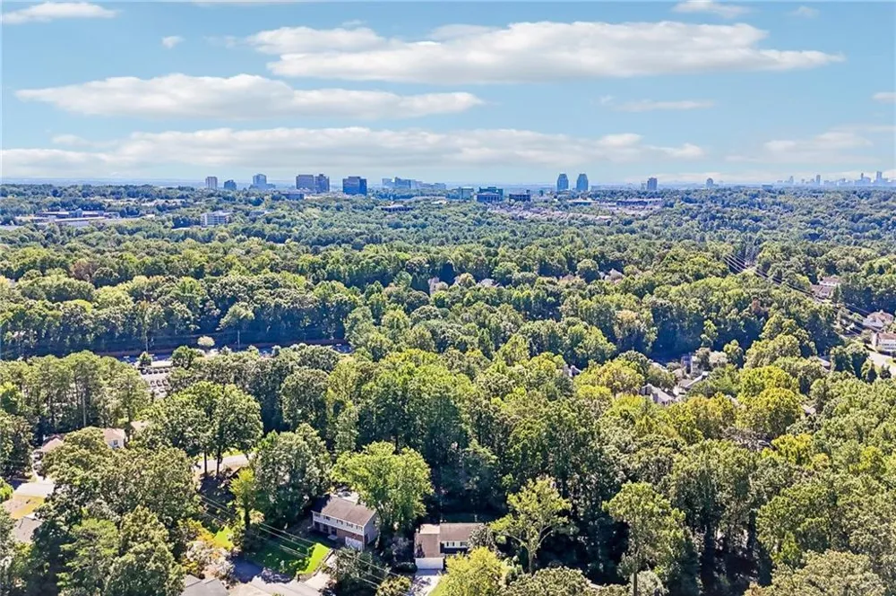 495 Wyncourtney Drive Sandy Springs, GA 30328