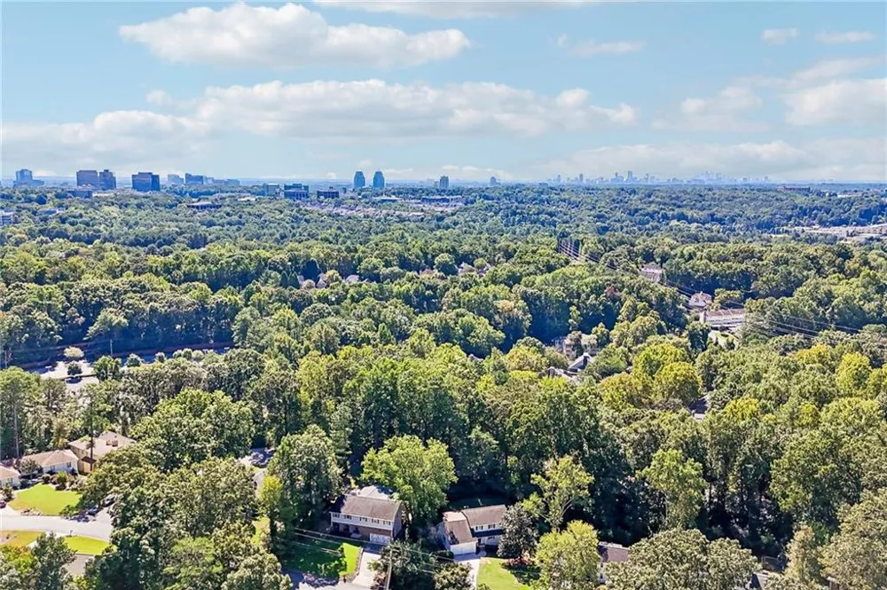 495 Wyncourtney Drive Sandy Springs, GA 30328