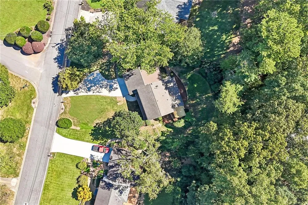 495 Wyncourtney Drive Sandy Springs, GA 30328