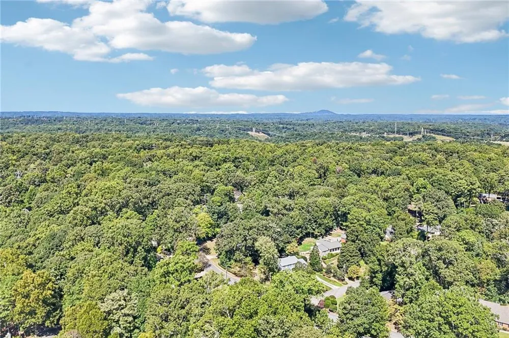 495 Wyncourtney Drive Sandy Springs, GA 30328