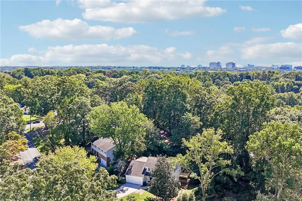 495 Wyncourtney Drive Sandy Springs, GA 30328