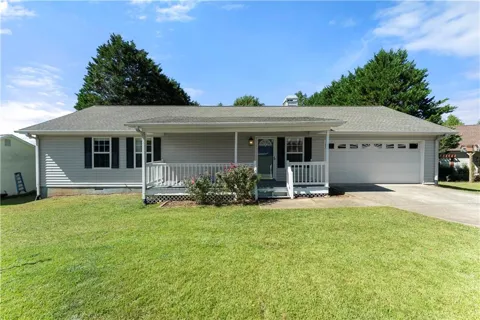 313 Hawthorne Drive