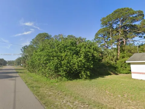 215 GREENBRIER AVE NW PALM BAY