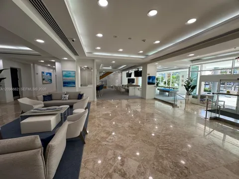 2670 E Sunrise Blvd #317