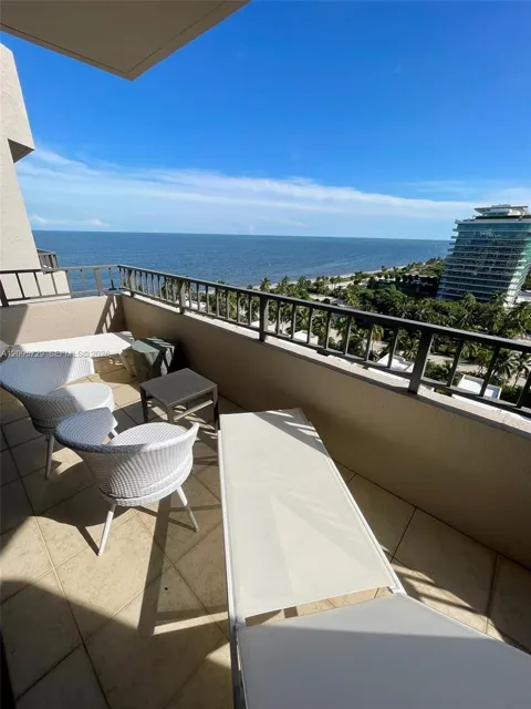 201 Crandon Blvd #1235