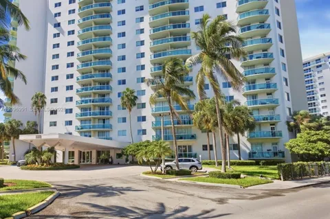 19380 Collins Ave #510