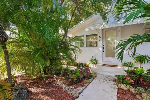 67 NW 51st St