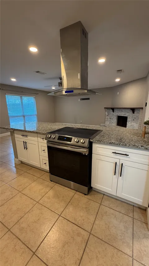 3208 Chalmette Court