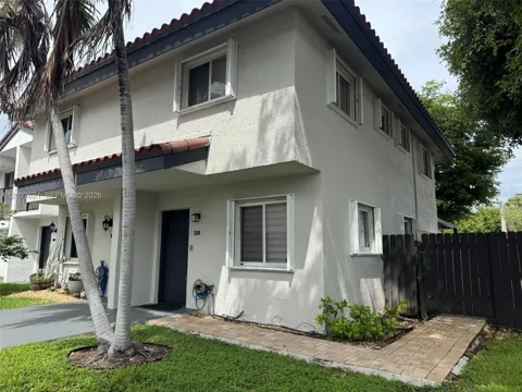 8245 NW 6th Ter #211