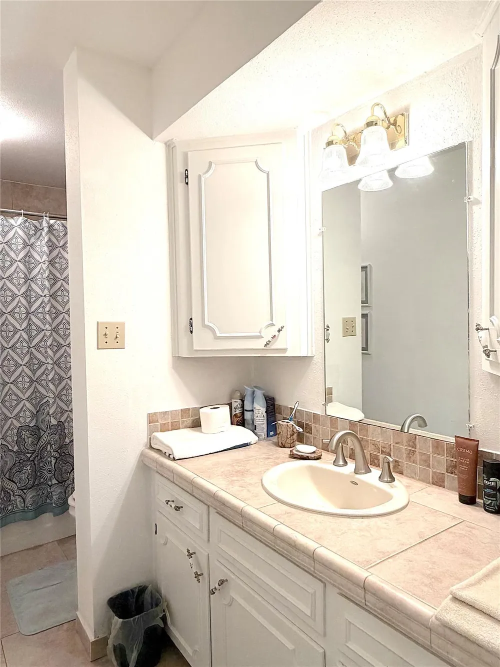 851 Oakridge Drive Cleveland, TX 77328