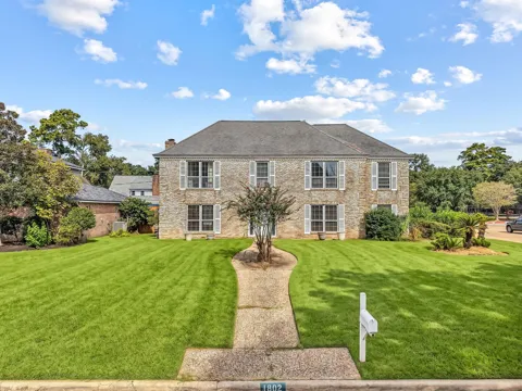 1802 Hamlin Valley Drive
