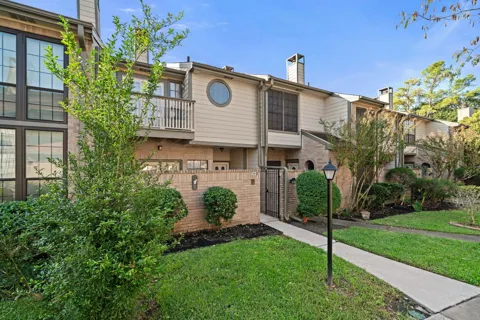 734 Country Place Drive #D